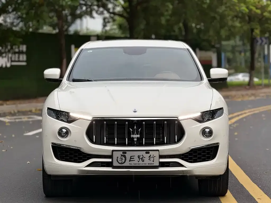 Maserati Levante — фото 2