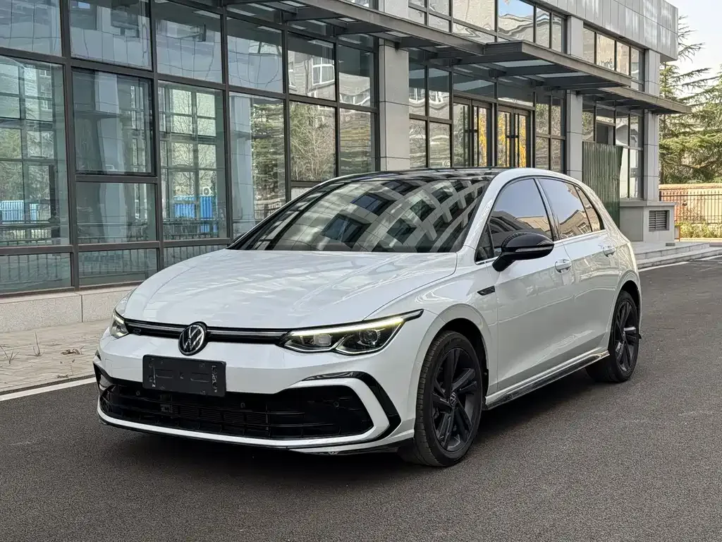 Volkswagen Golf 2022 из CN, фото 1