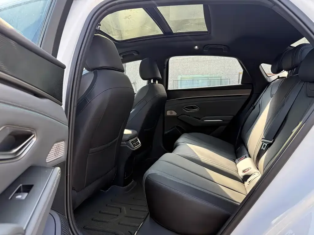 BYD Qin L 2025 из CN, фото 5