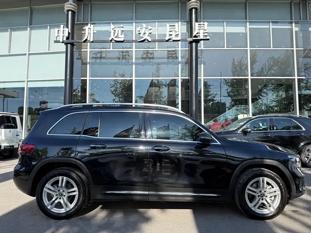 Mercedes-Benz GLB 2023 из CN, фото 4