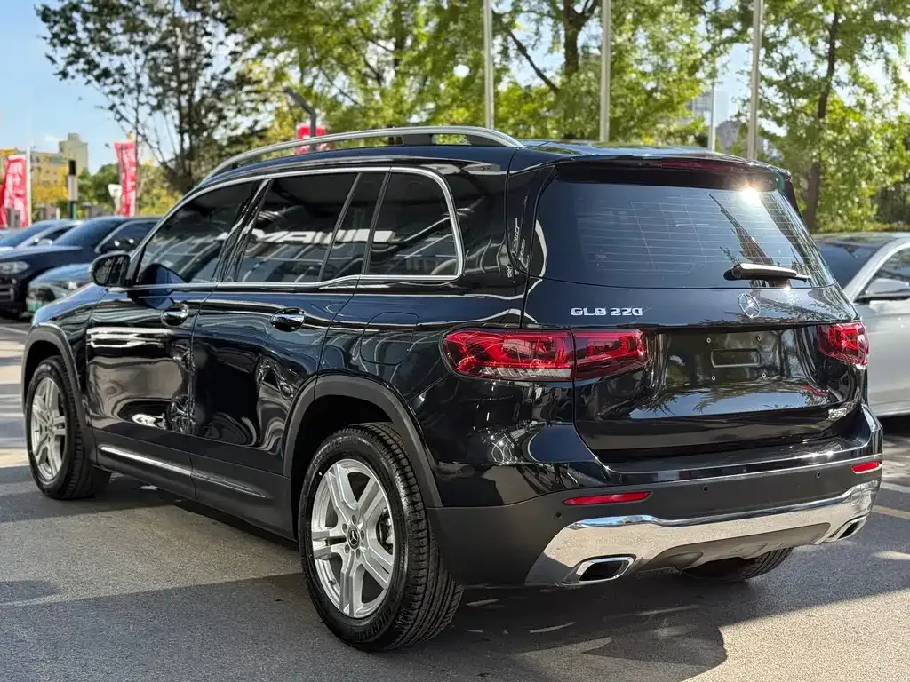 Mercedes-Benz GLB 2023 из CN, фото 7