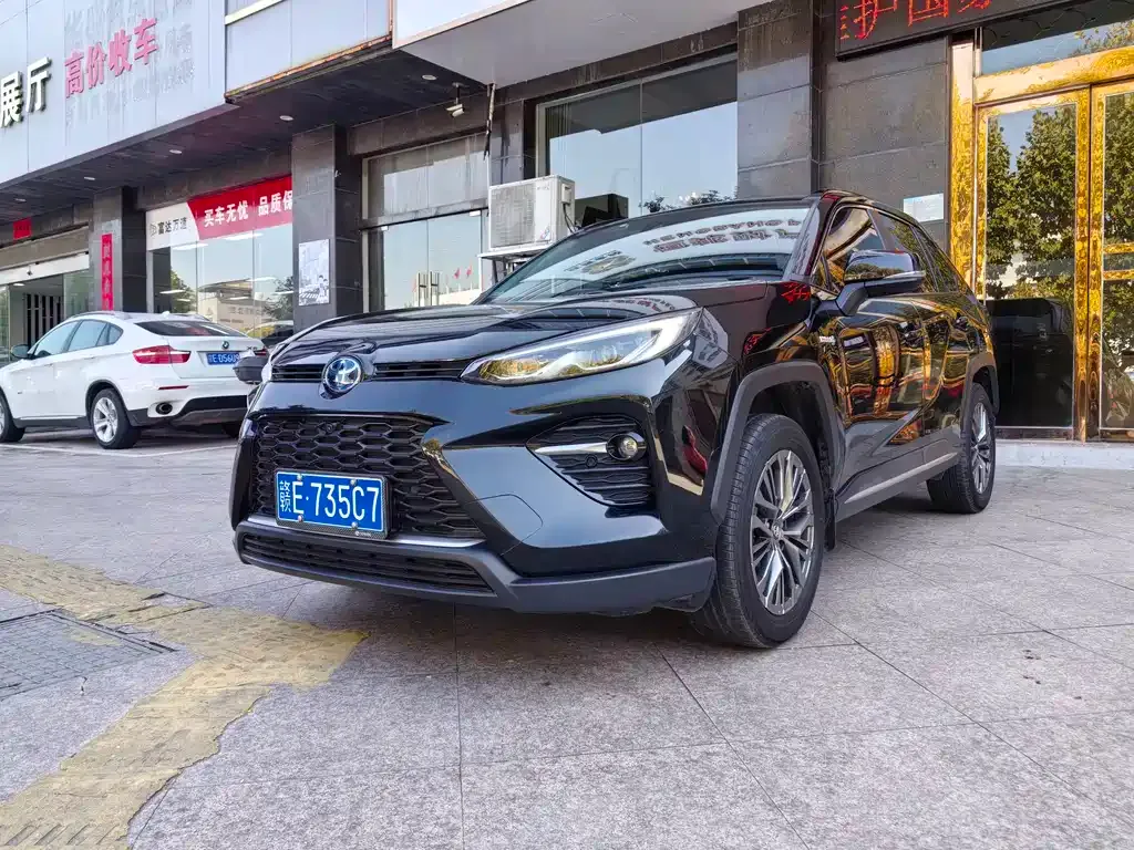 Toyota Wildlander 2024 из CN, фото 1