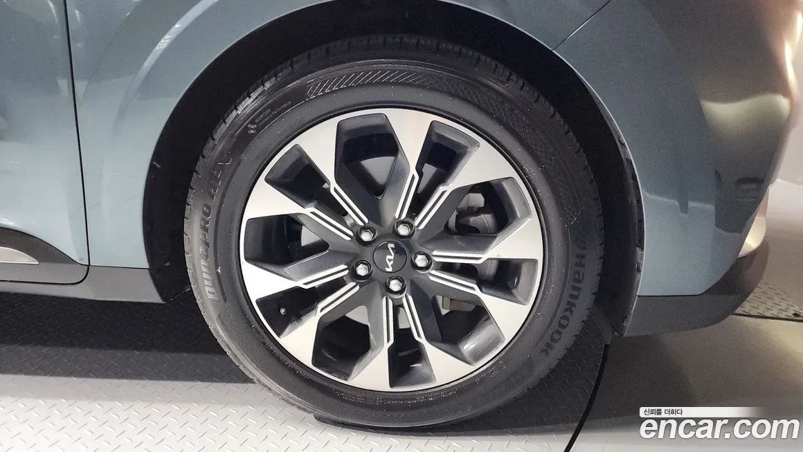 Kia Carnival 2023 из KR, фото 5