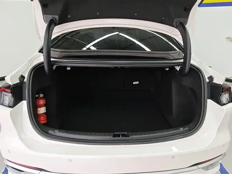 Ford Mondeo 2024 из CN, фото 4