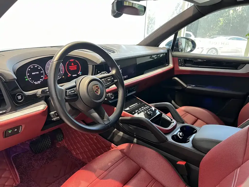 Porsche Cayenne 2024 из CN, фото 4