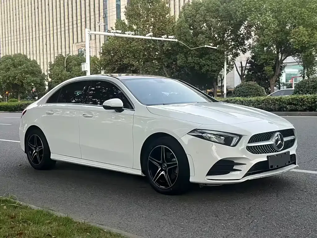 Mercedes-Benz A-Class — фото 3