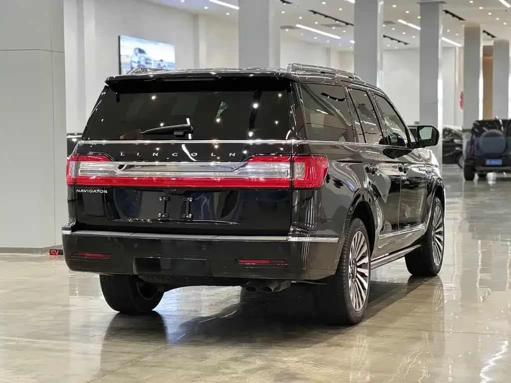 Lincoln Navigator 2021 из CN, фото 4