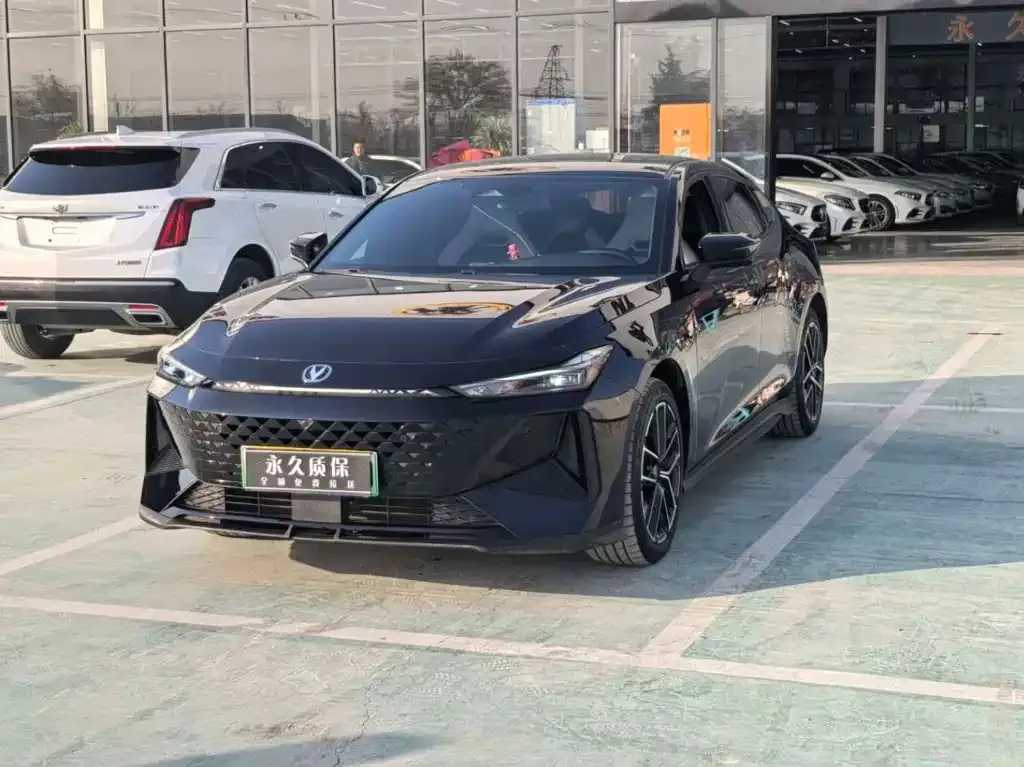 Changan UNI-V iDD 2024 из CN, фото 1