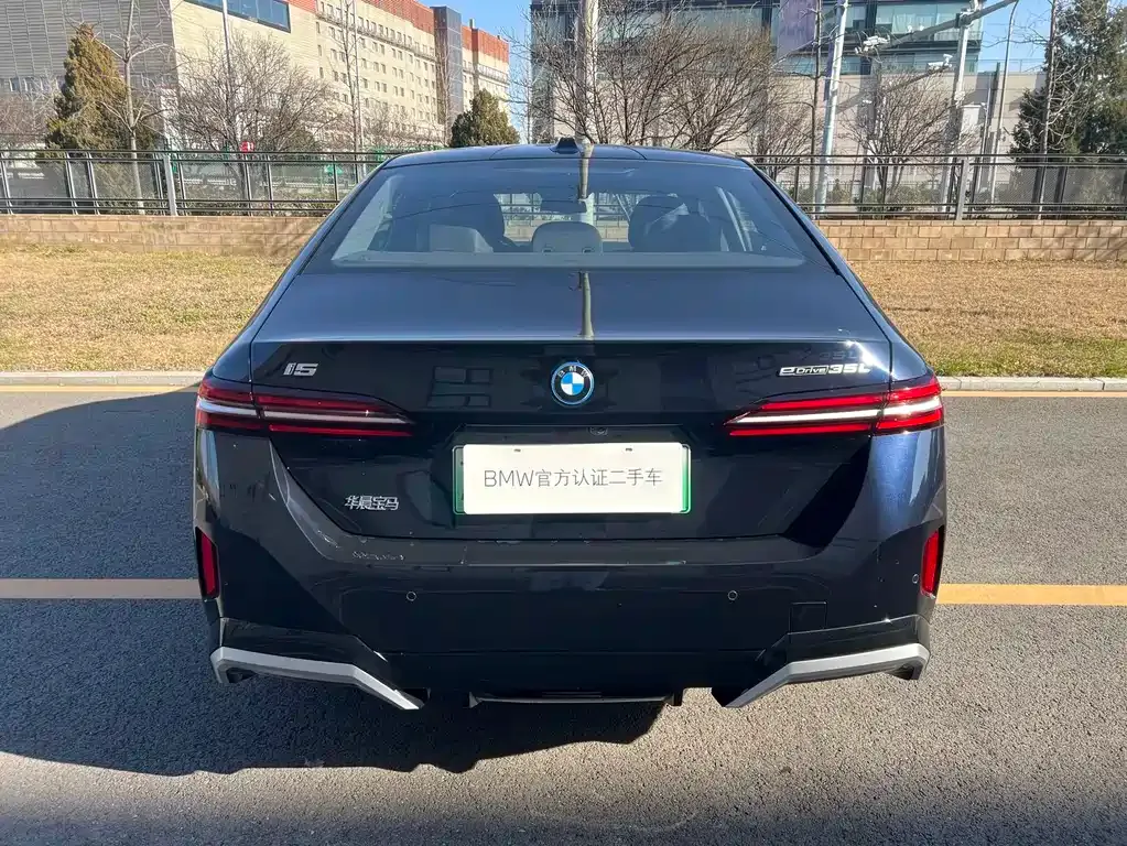 BMW i5 2025 из CN, фото 6