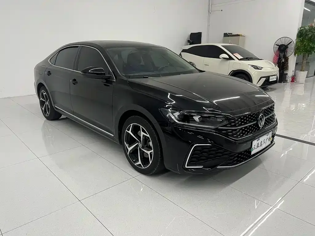 Volkswagen Passat 2024 из CN, фото 3