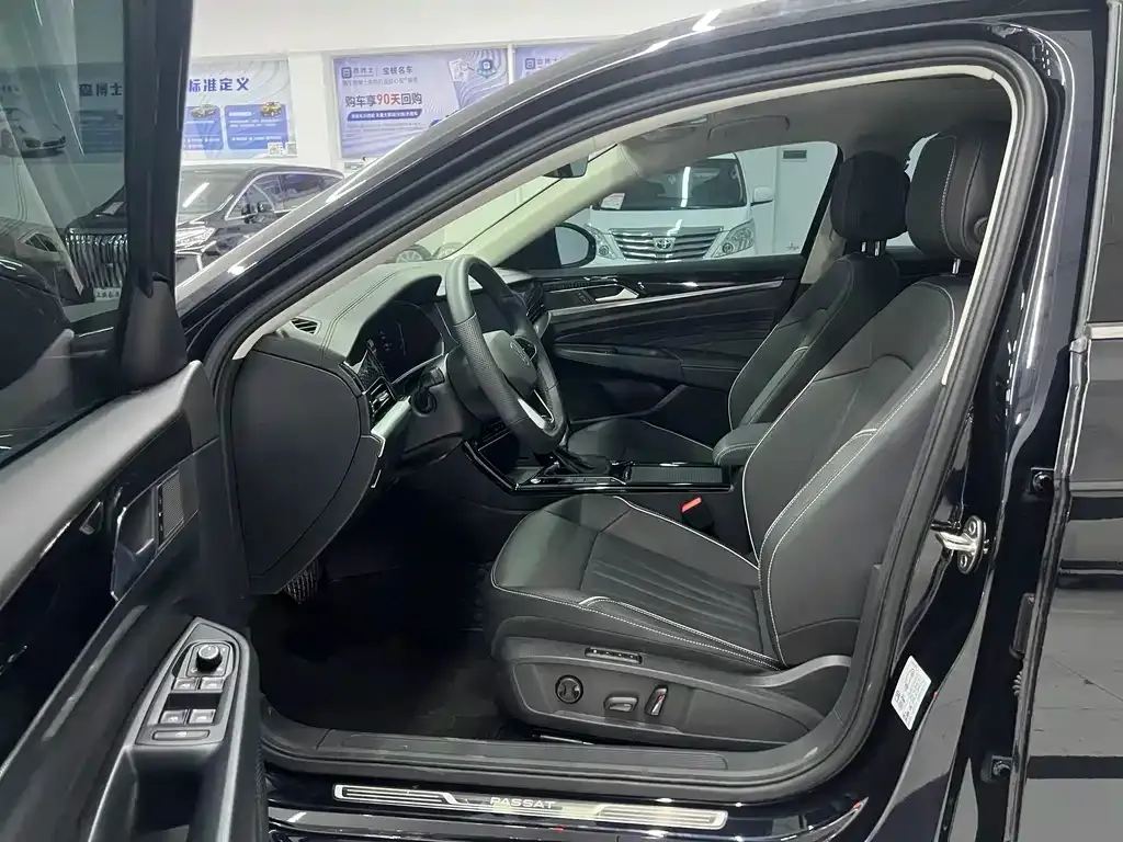 Volkswagen Passat 2024 из CN, фото 8