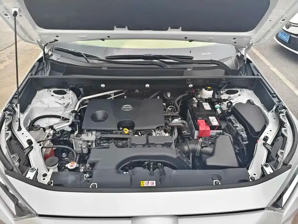 Toyota RAV4 2021 из CN, фото 10