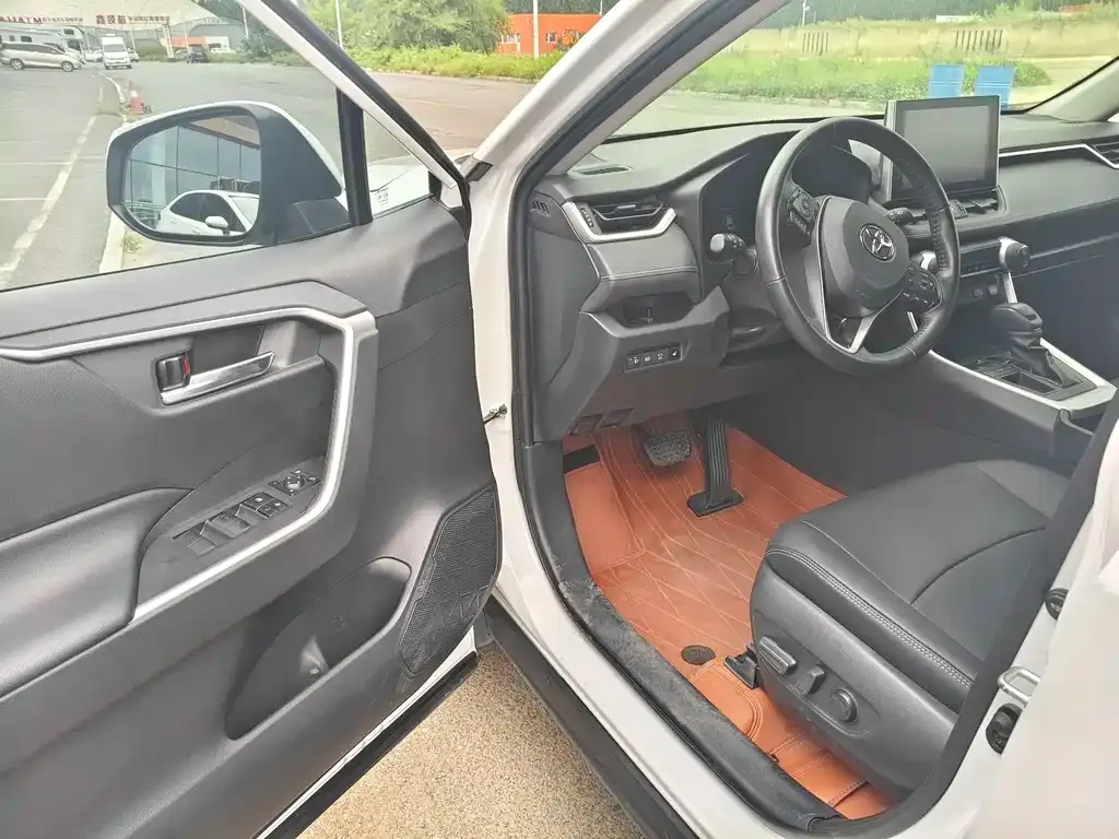 Toyota RAV4 2021 из CN, фото 9