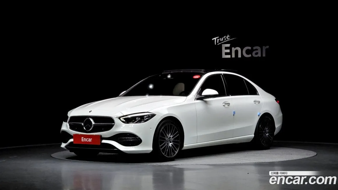 Mercedes-Benz C-Class — фото 1