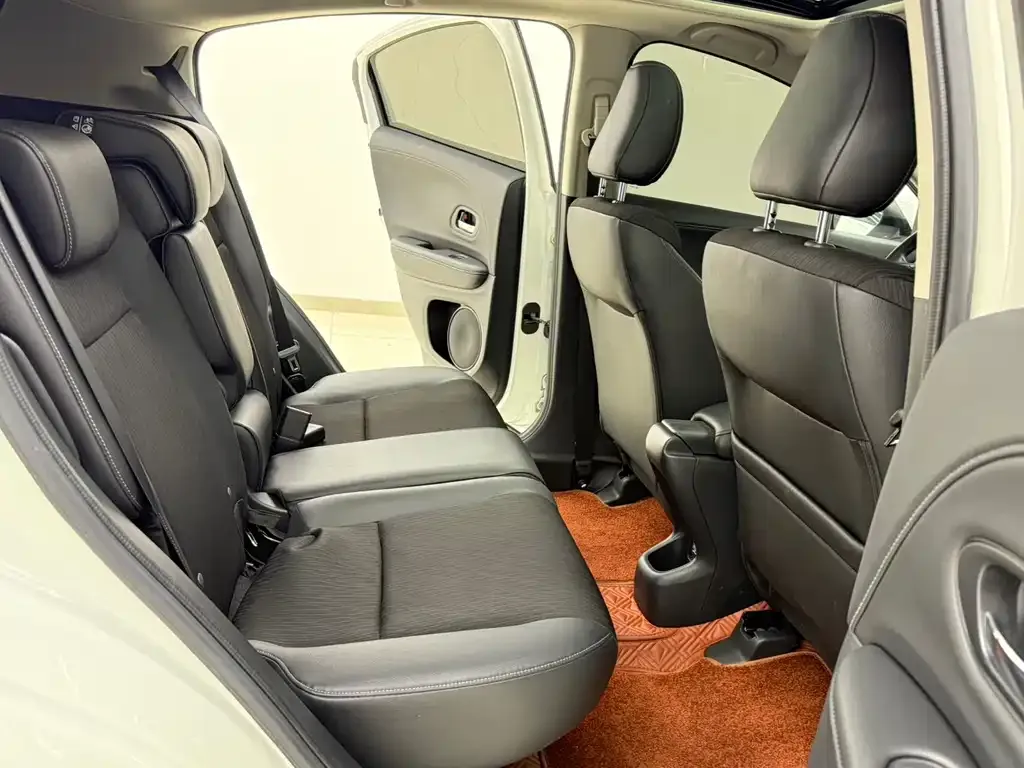 Honda Vezel 2022 из CN, фото 7