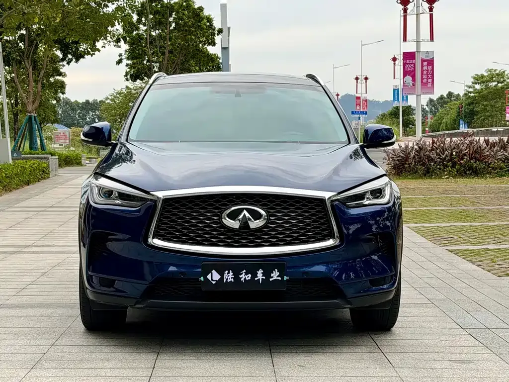 Infiniti QX50 2023 из CN, фото 2