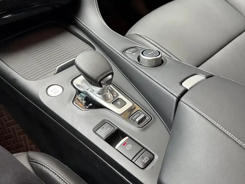 Infiniti QX50 2023 из CN, фото 9