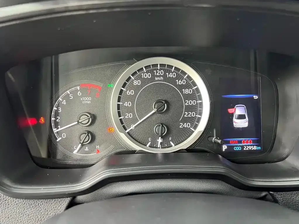 Toyota Corolla 2022 из CN, фото 9