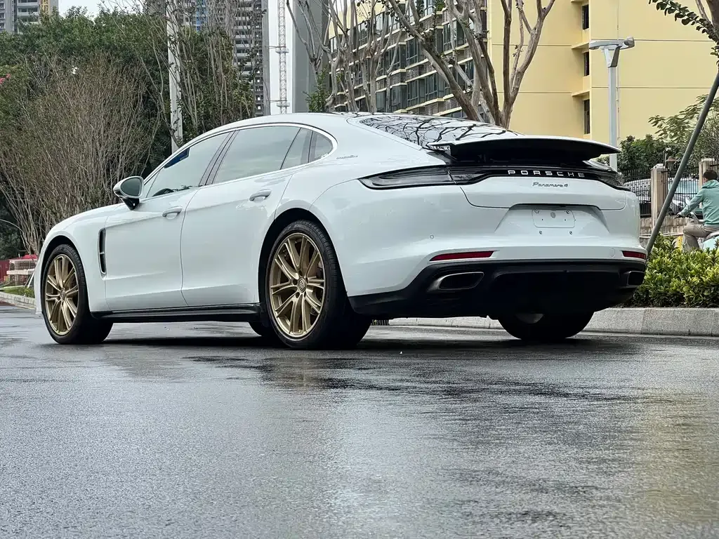Porsche Panamera — фото 7