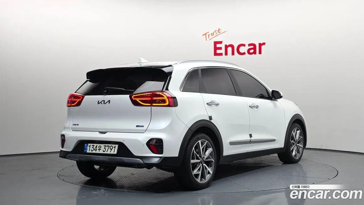 Kia Niro — фото 2