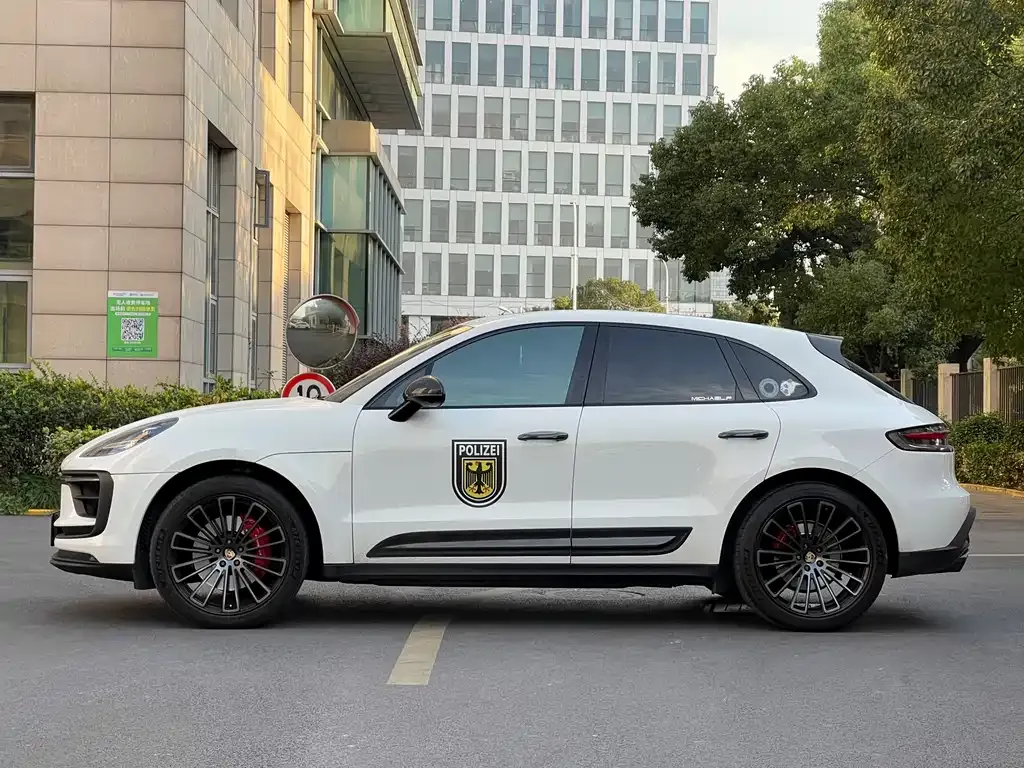 Porsche Macan 2023 из CN, фото 2