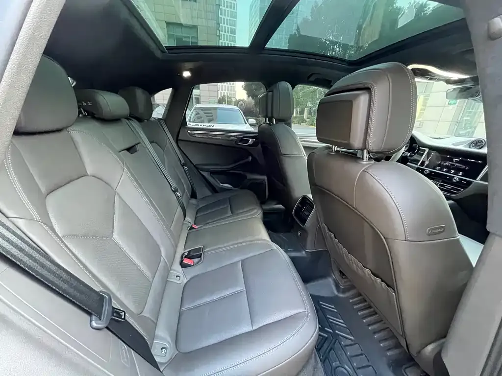 Porsche Macan 2023 из CN, фото 5