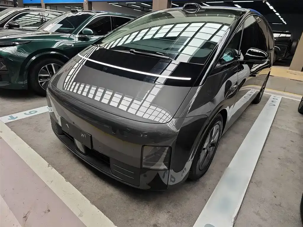 Li Auto MEGA — фото 2