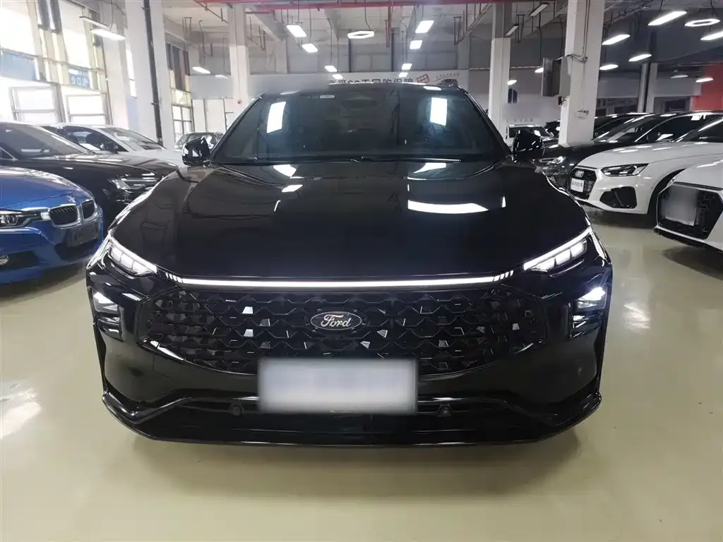 Ford Mondeo 2023 из CN, фото 3
