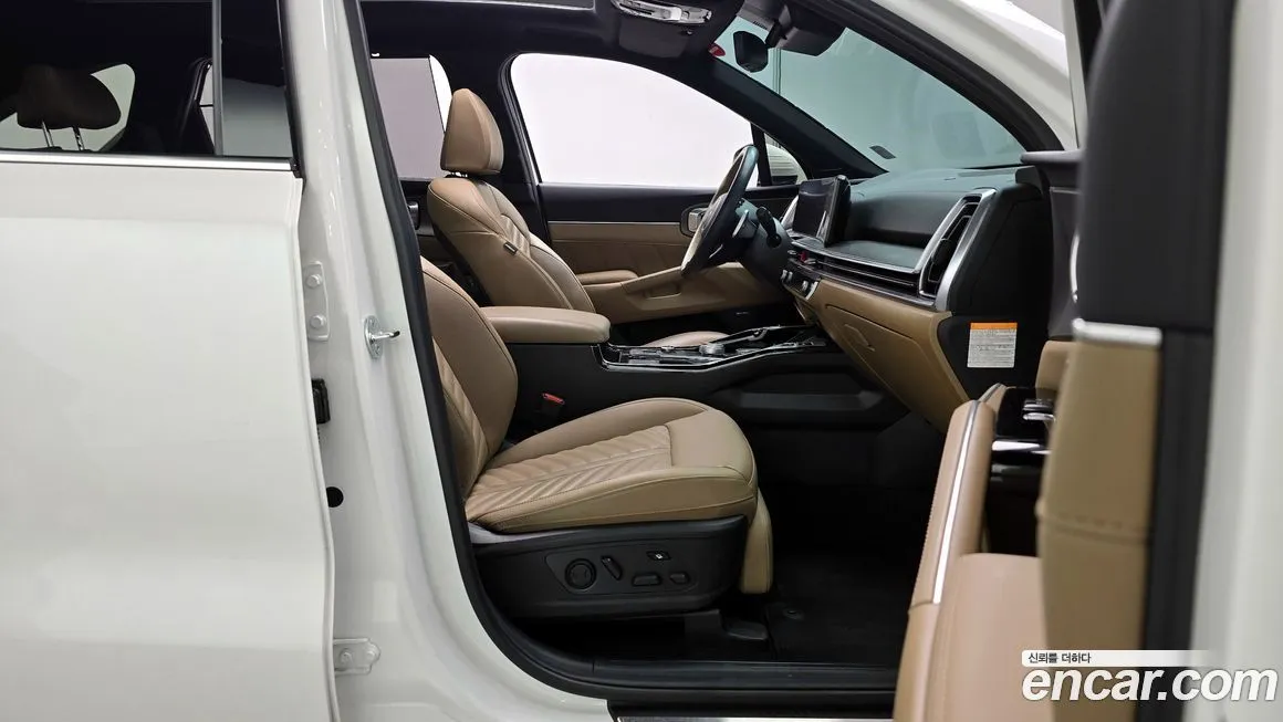 Kia Sorento — фото 10