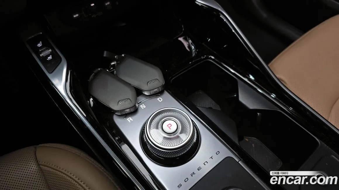 Kia Sorento — фото 9