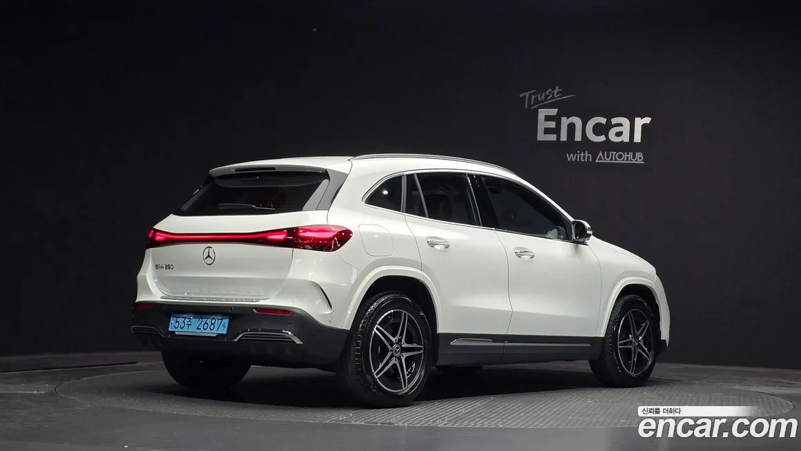 Mercedes-Benz EQA — фото 2