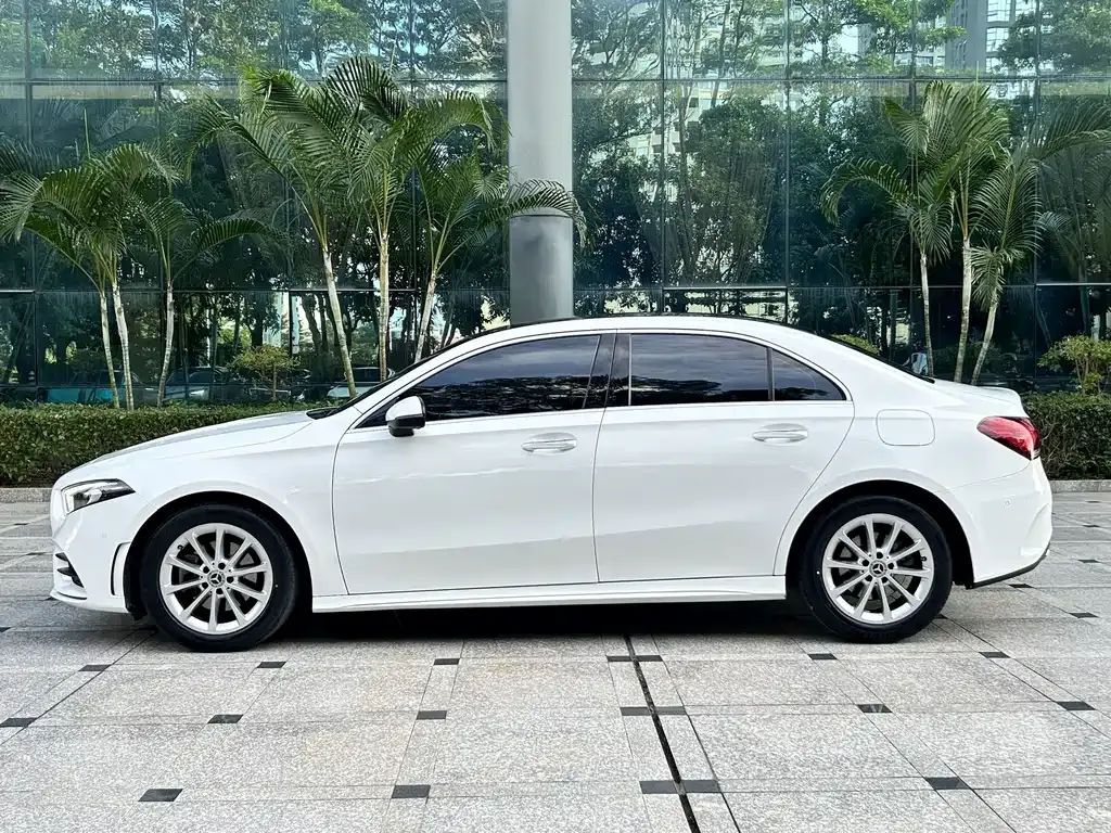 Mercedes-Benz A-Class 2021 из CN, фото 7