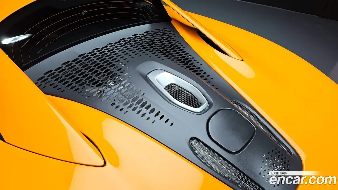 Mclaren Artura 2023 из KR, фото 6