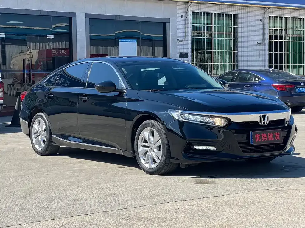 Honda Accord 2021 из CN, фото 3