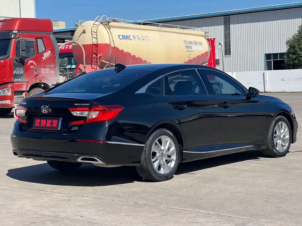 Honda Accord 2021 из CN, фото 9
