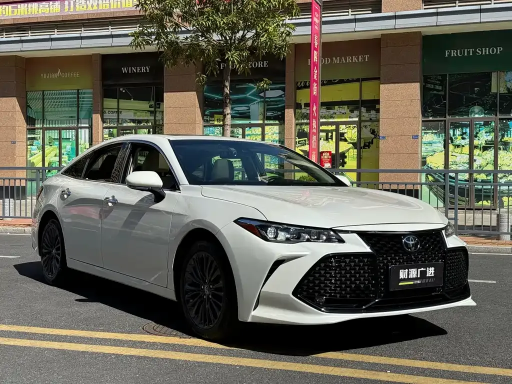 Toyota Avalon 2021 из CN, фото 3