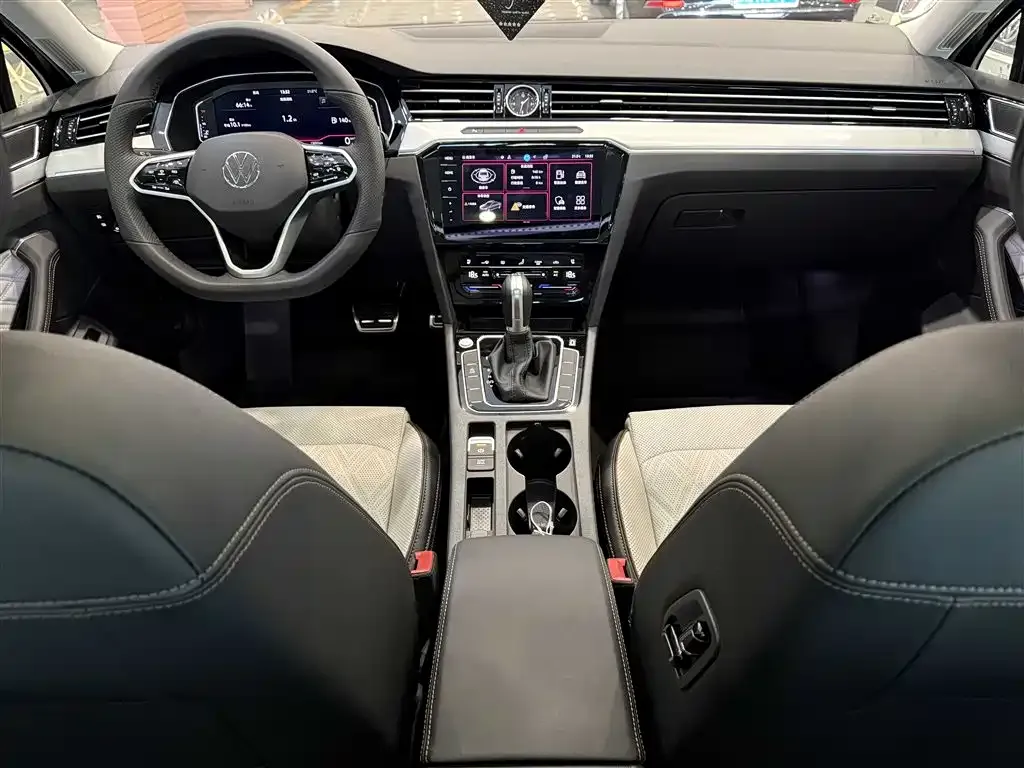 Volkswagen Magotan 2025 из CN, фото 8