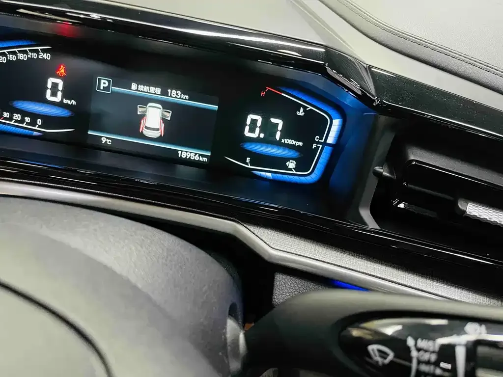 Hyundai Custo 2023 из CN, фото 10