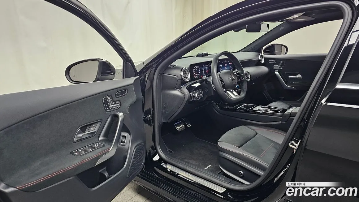 Mercedes-Benz A-Class 2024 из KR, фото 10
