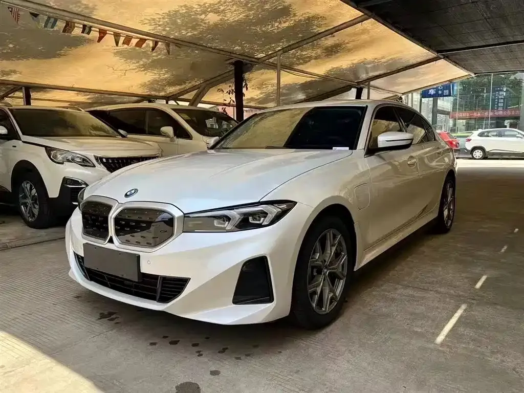 BMW i3 2023 из CN, фото 1