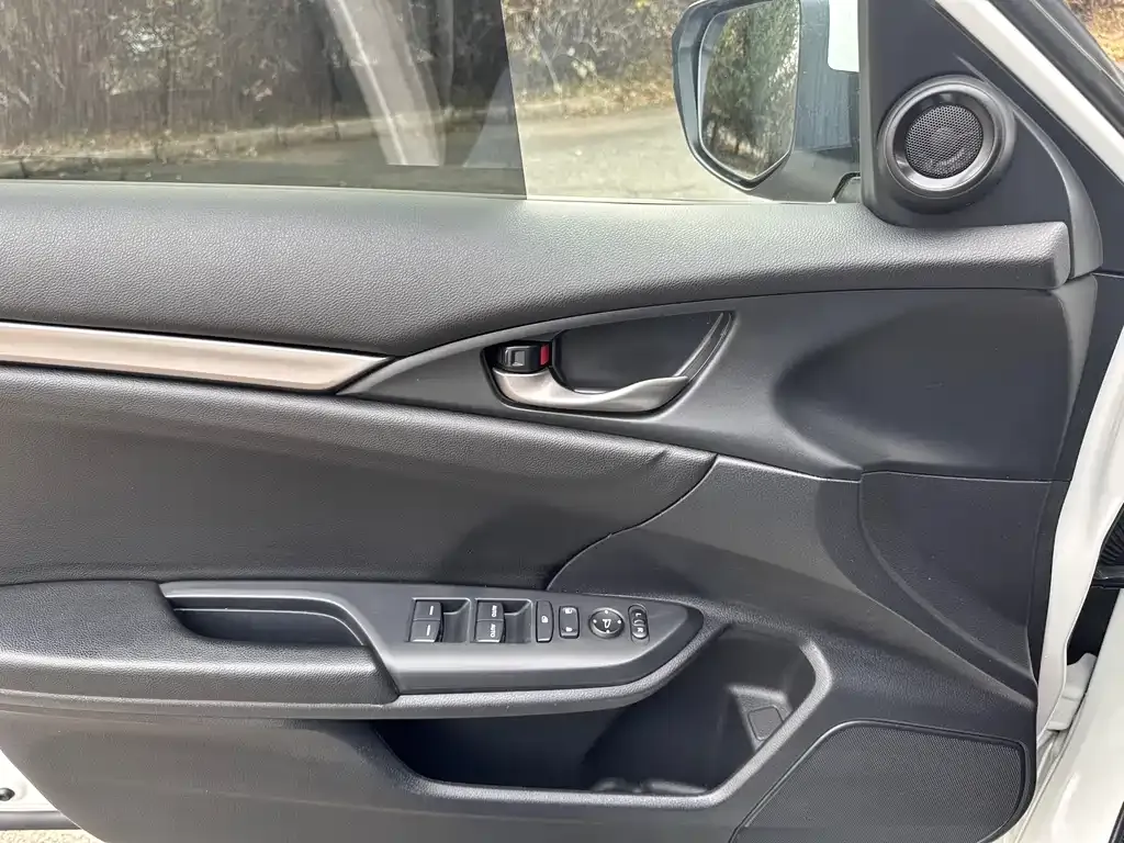 Honda Civic 2021 из CN, фото 7