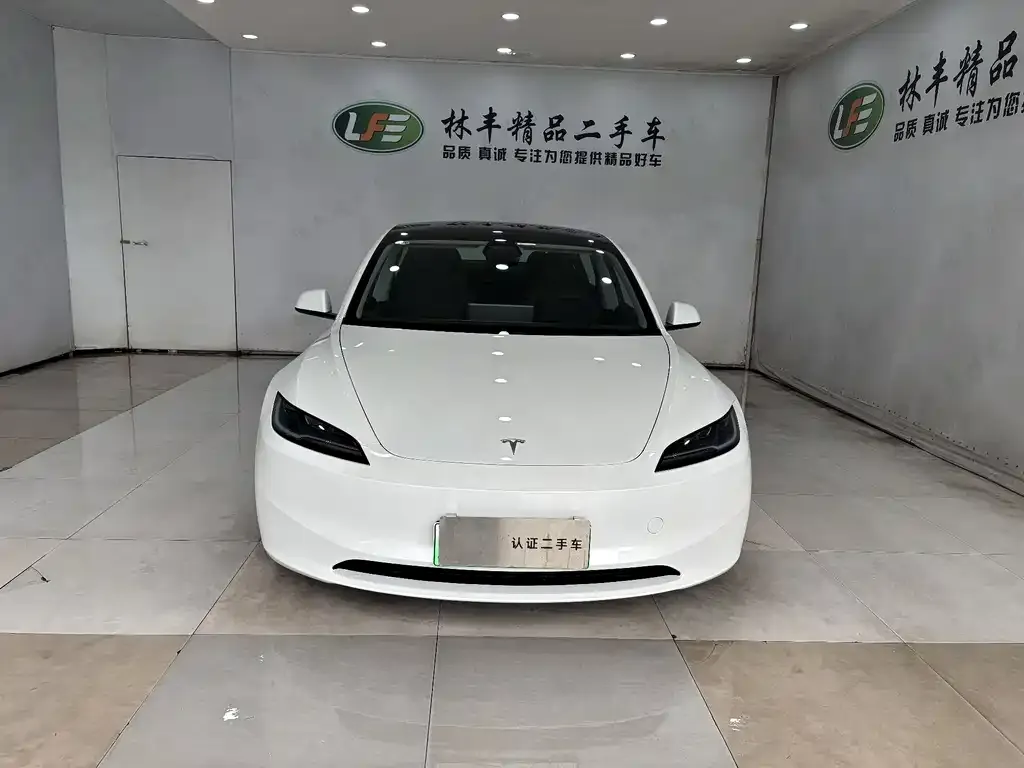 Tesla Model 3 2025 из CN, фото 3