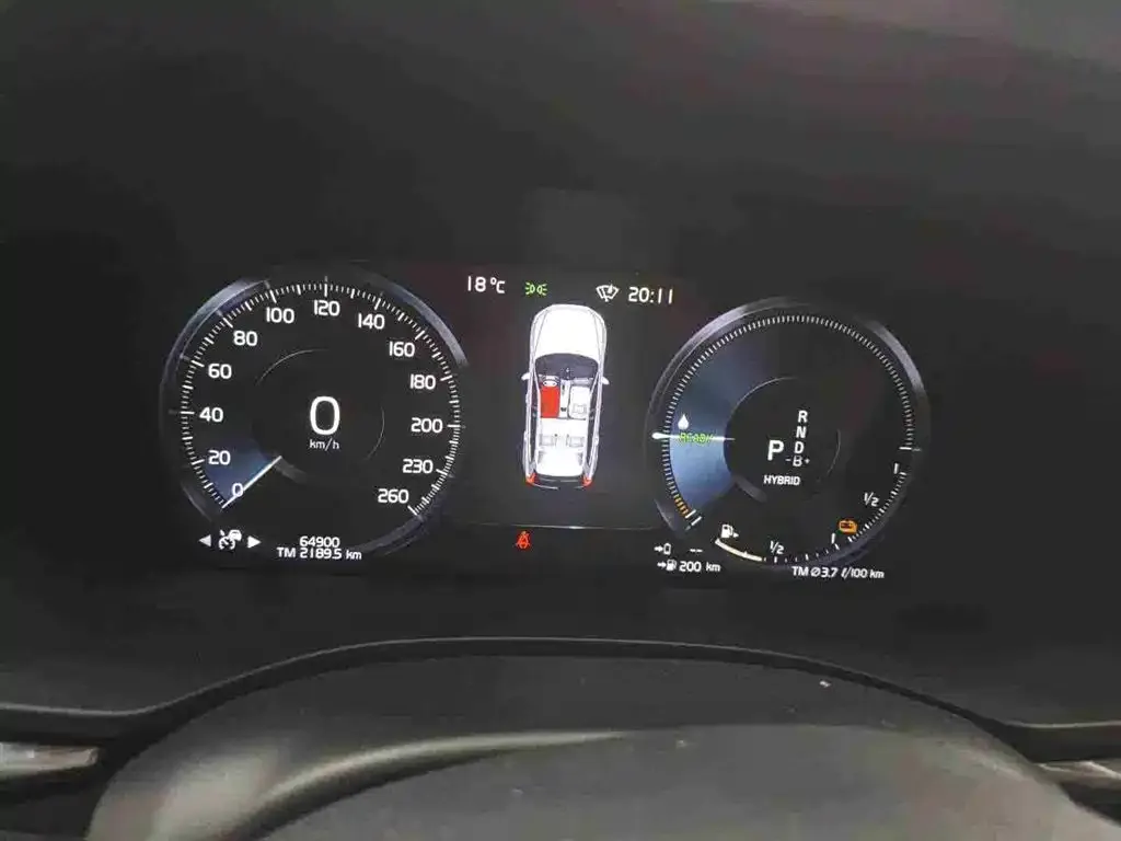 Volvo XC60 PHEV 2021 из CN, фото 9
