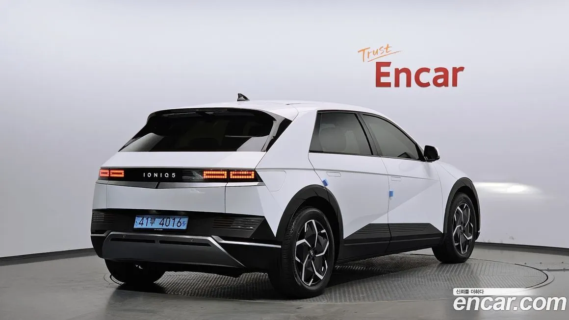 Hyundai Ioniq5 — фото 2