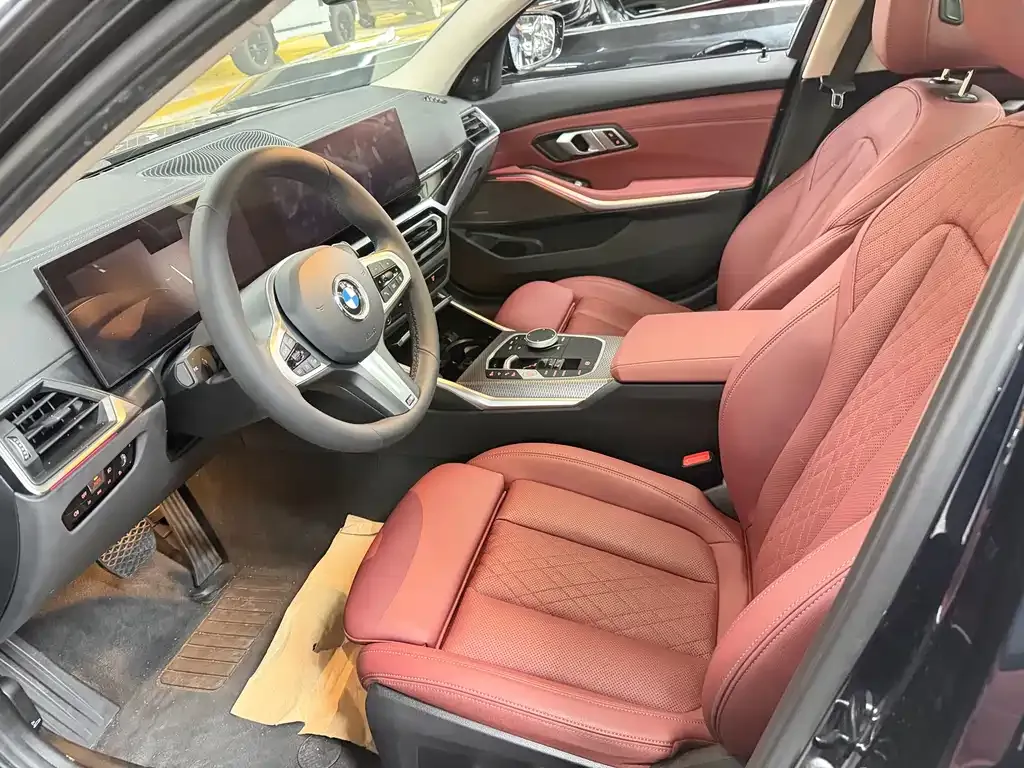 BMW 3 Series 2023 из CN, фото 5