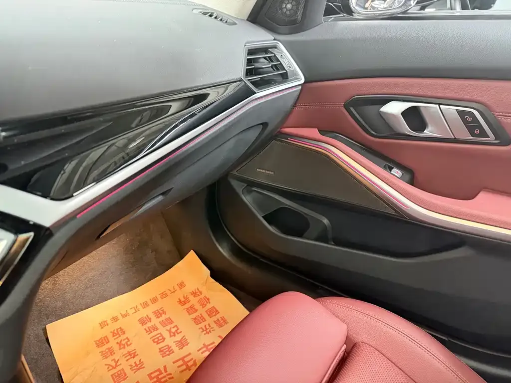BMW 3 Series 2023 из CN, фото 9