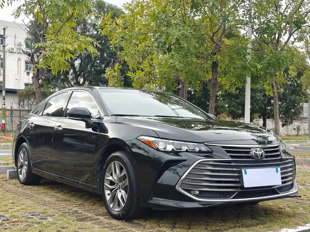 Toyota Avalon 2021 из CN, фото 2