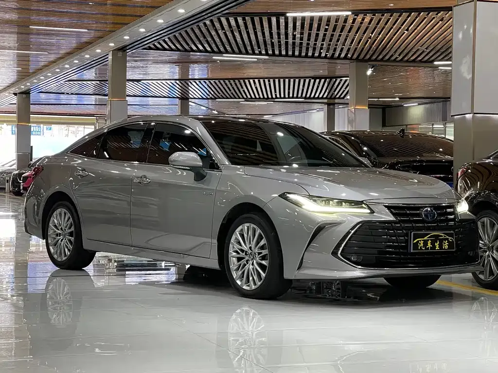 Toyota Avalon 2023 из CN, фото 2