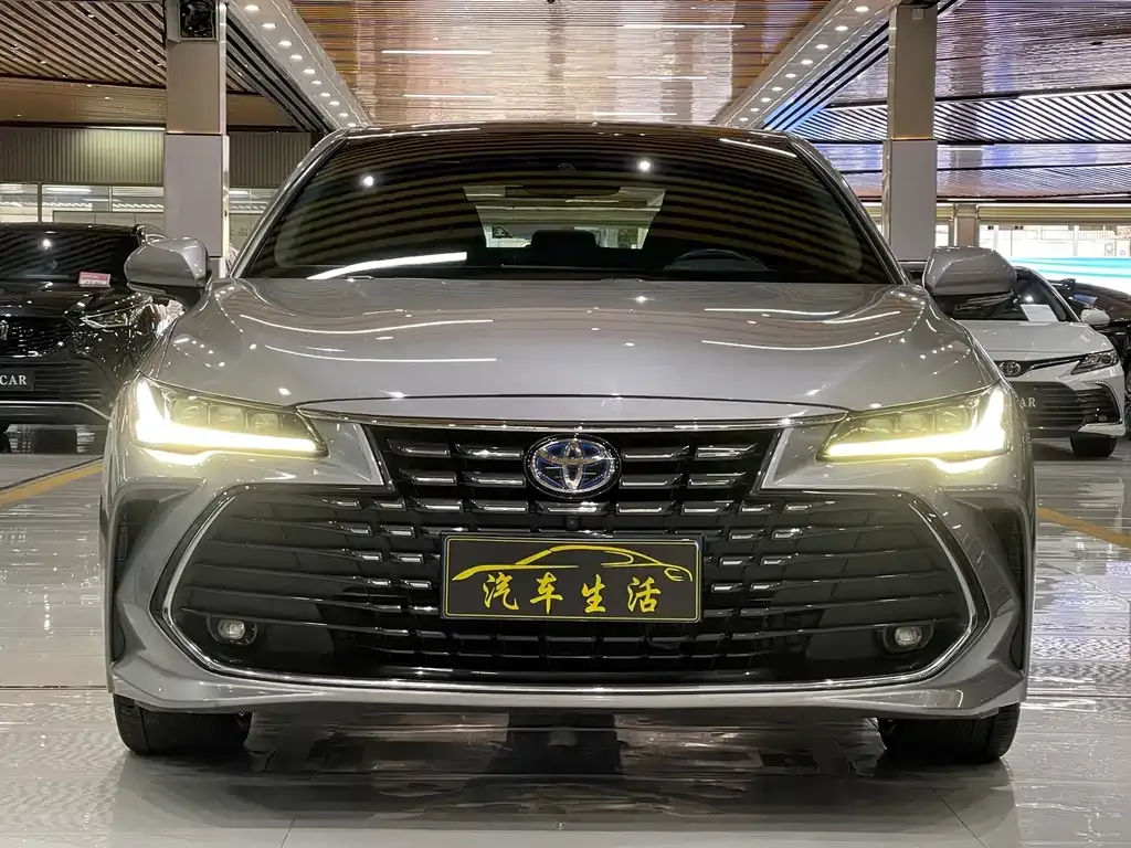 Toyota Avalon 2023 из CN, фото 3