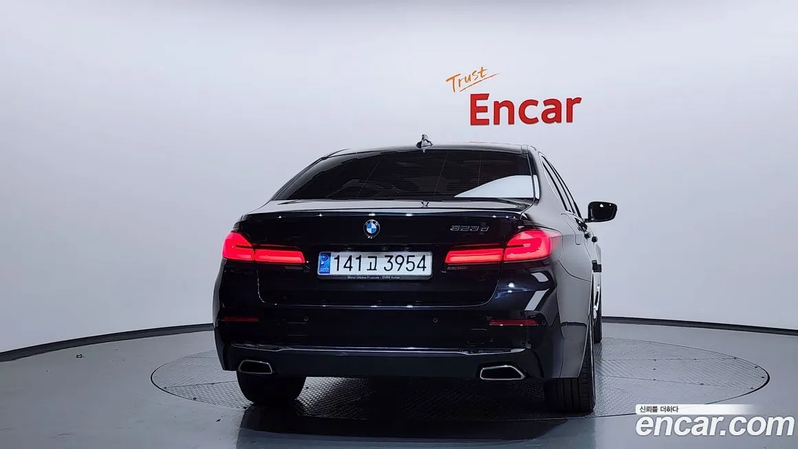 BMW 5-Series 2021 из KR, фото 4